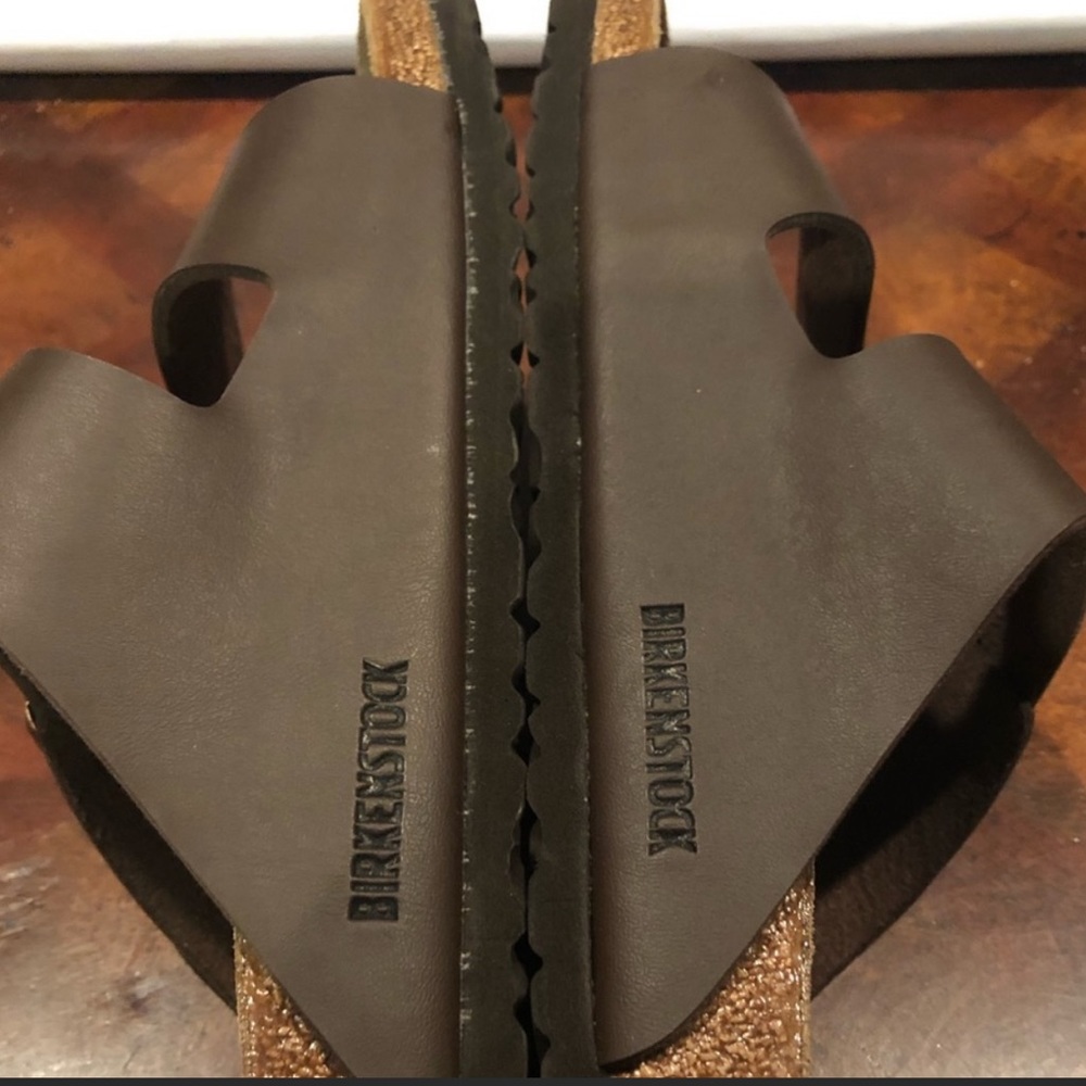BIRKENSTOCK: REAL V. FAKE PART IV - Picture 4 of 16